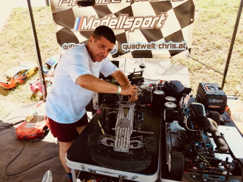 Szívmasszázs, vagy nem tudom.