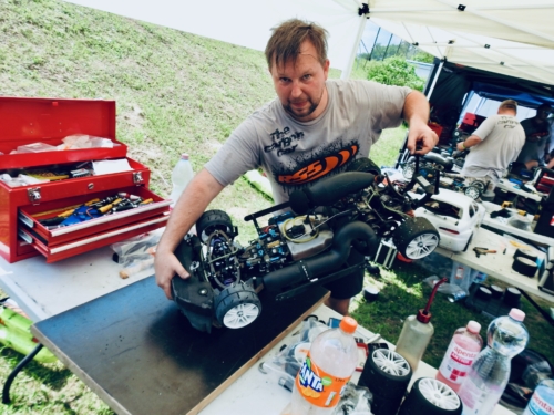 Sat gumizza az RS5-öt, elől már megvan